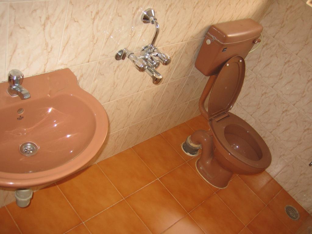Hotel Ferreira Resort Lonavala Bilik gambar