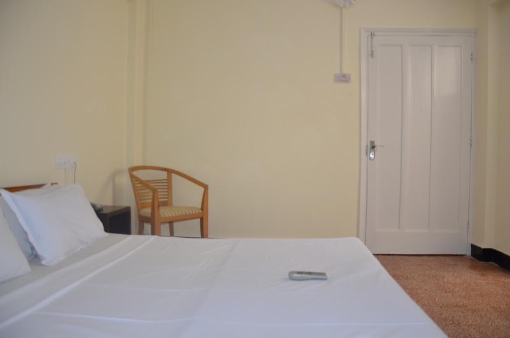 Hotel Ferreira Resort Lonavala Luaran gambar